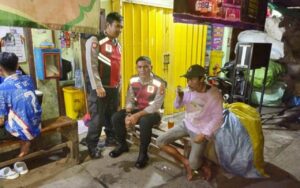Patroli Pagi Hari ini, Anggota Polsek Johar Baru Sambang dan Imbauan Warga Jaga Wilayah Jangan Sampai Terlibat Tawuran