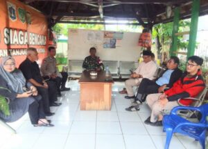 Polsek Grogol Petamburan Bersama Warga Tanjung Duren Utara Ciptakan Suasana Kondusif Menjelang Pilkada