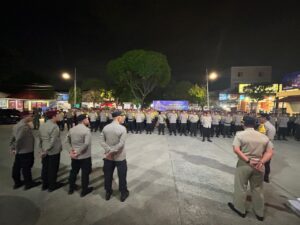 Polsek Koja bersama Tiga Pilar Gelar Apel Pelaksanaan Pergeseran Pasukan Pengamanan TPS di Wilayah Kecamatan Koja