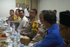 Kapolres Metro Bekasi Gelar Audiensi Bersama Elemen Buruh dan Serikat Pekerja di Kabupaten Bekasi