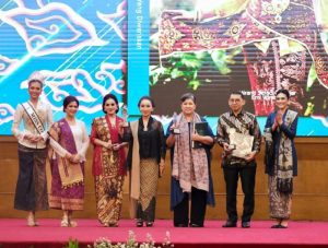 Tim Nasional Kebaya Indonesia Luncurkan Buku ‘Kebaya, Keanggunan Yang Diwariskan’