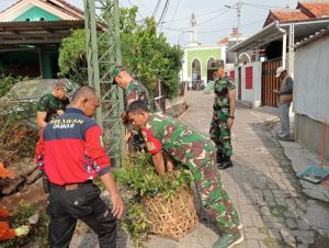 Peduli Kebersihan, Koramil 03/Pasar Rebo, Ciracas Kembali Gelar Karya Bhakti