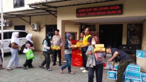 Polsek Kawasan Muara Baru Gelar Jumat Berkah dan Cooling System Pasca Pemungutan Suara di TPS