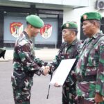 Dandim 0507/Bekasi Pimpin Upacara Pengibaran Bendera dan Wisuda Purna Bhakti