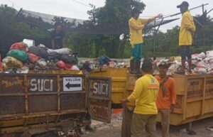 Sebelum Sampah Menumpuk, Pemkab Lamongan Diminta Siagakan Tim Kebersihan