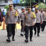 Kapolres dan Ketua Tim Supervisi Ops Lilin Mabes Polri, Cek Pos Pelayanan Operasi Lilin Jaya 2024