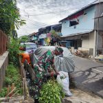 Karya Bhakti Koramil 02/Matraman Antisipasi Banjir