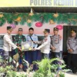 Sinergisitas TNI – Polri Kota Kediri Gelar Patroli Bersama Cek Pos Pengamanan Nataru