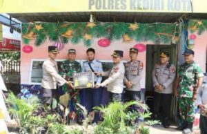 Sinergisitas TNI – Polri Kota Kediri Gelar Patroli Bersama Cek Pos Pengamanan Nataru