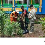 Ciptakan Lingkungan Bersih di Tahun Baru Oleh Koramil Duren Sawit
