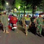 Babinsa 08/Johar Baru Laksanakan Patroli Cipta Kondisi untuk Jaga Keamanan Wilayah
