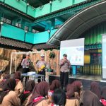 Siswa SMP 53 Diajak Tertib Lalu Lintas Lewat Polisi Peduli Pendidikan