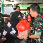 Dandim 0501/JP Salurkan Bantuan Sembako untuk Korban Kebakaran di Kebon Kosong, Kemayoran