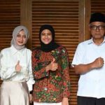 Mbak Vinanda – Gus Qowim Silaturahmi ke Rumah Bunda Fey