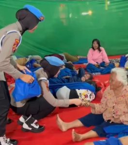 Bidpropam Polda Metro Jaya Gelar Bakti Sosial untuk Korban Kebakaran di Kemayoran