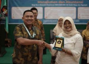 Fakultas Ekonomi Uniska Kediri Adakan Seminar Regional