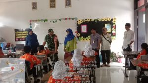 MBG 5.938 Porsi Siap di Antar ke Sekolah Oleh Babinsa Koramil 04/Pulogadung