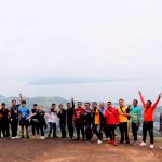 Haiking Perbukitan Balige Berujung di Puncak Sibodiala
