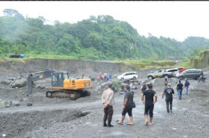 Penertiban Tambang Ilegal di Blitar Hanya Euforia, PMII Blitar Tantang Polresta Blitar Untuk Konsisten.