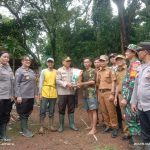 Sat Binmas Polres Metro Bekasi Kota Bersama Muspika Pondok Melati Tanam Jagung Dukung Ketahanan Pangan Nasional