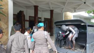 Satpol PP Kabupaten Bojonegoro Lakukan Operasi Penertiban Pengamen di Traffic Light TGP dan Jembatan Sosrodilogo