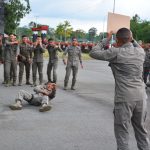Tingkatkan Kesiapan dan Semangat Bertugas, Personel Ops Damai Cartenz-2025 Hadapi Tantangan Unik dan Seru