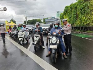 Satlantas Polres Metro Jakarta Pusat Gelar Operasi Keselamatan 2025, Edukasi Pengendara untuk Tertib Berlalu Lintas