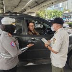 Operasi Keselamatan Jaya 2025 Polres Jakarta Timur Sosialisasikan Tertib Lalu Lintas di TL Halim Baru