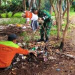 Koramil 02/Pondok Gede Bersinergi dengan Tiga Pilar Gelar Karya Bakti dalam Rangka Hari Peduli Sampah Nasional 2025