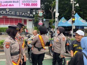 Polwan Polres Metro Jakarta Pusat Sosialisasikan Keamanan dan Ketertiban di CFD Bundaran HI
