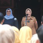 Wakil Bupati Bojonegoro dan Istri Bupati Setyo Wahono Pimpin Apel ASN, Jabarkan Program 100 Hari