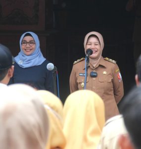 Wakil Bupati Bojonegoro dan Istri Bupati Setyo Wahono Pimpin Apel ASN, Jabarkan Program 100 Hari