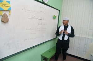 Kisah Polisi Tahfidz Al-Qur’an, Konsisten Jalankan Tugas dan Mengajar