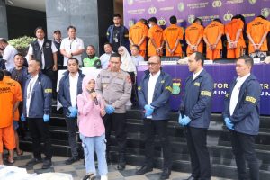 “Alhamdulillah, Motor Kembali” – Kisah Haru Ibu Adelia dan Ojol yang Jadi Korban Begal