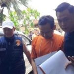 Tersangka Mutilasi Koper Merah Jalani 80 Adegan Rekontruksi di Kota Kediri