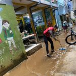 Banjir Rendam Kebon Pala, Polisi Siaga di Lokasi