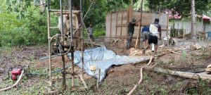 Satgas TMMD 123 Kodim 1510/Sula Pasang Instalasi Pipa Sumur Bor Untuk Penuhi Kebutuhan Air Bersih