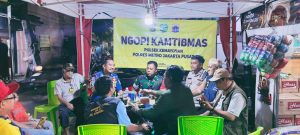 Polsek Kemayoran Gelar Patroli Gabungan, Kapolres Jakpus: Sinergi Tiga Pilar Kunci Keamanan
