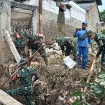 Karya Bakti Hari ke 2 Pasca Bencana Banjir Oleh Koramil 01/Jatinegara
