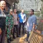 Bakti Sosial Polsek Ciputat Timur Bersama Koramil dan UPT Puskesmas Cirendeu Bantu Korban Banjir