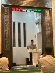 Kapolsek Ciputat dan Ciputat Timur Gelar Subuh Keliling, Serukan Jaga Keamanan dan Keimanan di Bulan Ramadhan