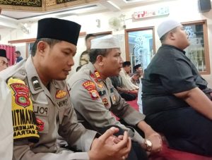 Polsek Matraman Gelar Tarawih Keliling untuk Jaga Kamtibmas di Bulan Ramadhan