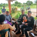 Babinsa Sota Dampingi Penyerahan Bantuan Kemensos, Pastikan Tepat Sasaran