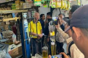 Sidak Satgas Pangan Polres Nganjuk Temukan Minyak Goreng Kemasan Berkurang Isi