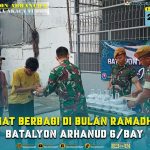 Jum’at Berbagi: Prajurit Batalyon Arhanud 6/BAY Bagikan Nasi Kotak untuk Berbuka Puasa di Tanjung Priok