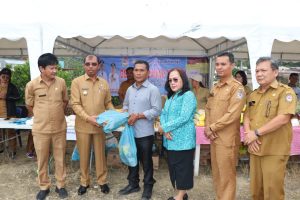 Pasar Murah di Bonatua Lunasi,Toba Diserbu Warga