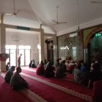 Kapolsek Ciputat Timur Gelar Salat Zuhur Berjamaah dan Sosialisasi Kamtibmas di Masjid Baiturrahman