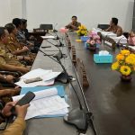 Kecewa Atas Kondisi Pemdes Tenajar Lor, Warga Mengadu ke DPRD Kabupaten Indramayu
