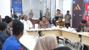 Kapolri Tinjau Bakti Kesehatan “Polri Untuk Masyarakat” di PT Tah Sung Hung, Brebes