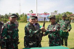 Rebut Hati Rakyat, Secara Sukarela Warga Serahkan Senjata Sisa Konflik Kepada Kodim 0111/Bireuen